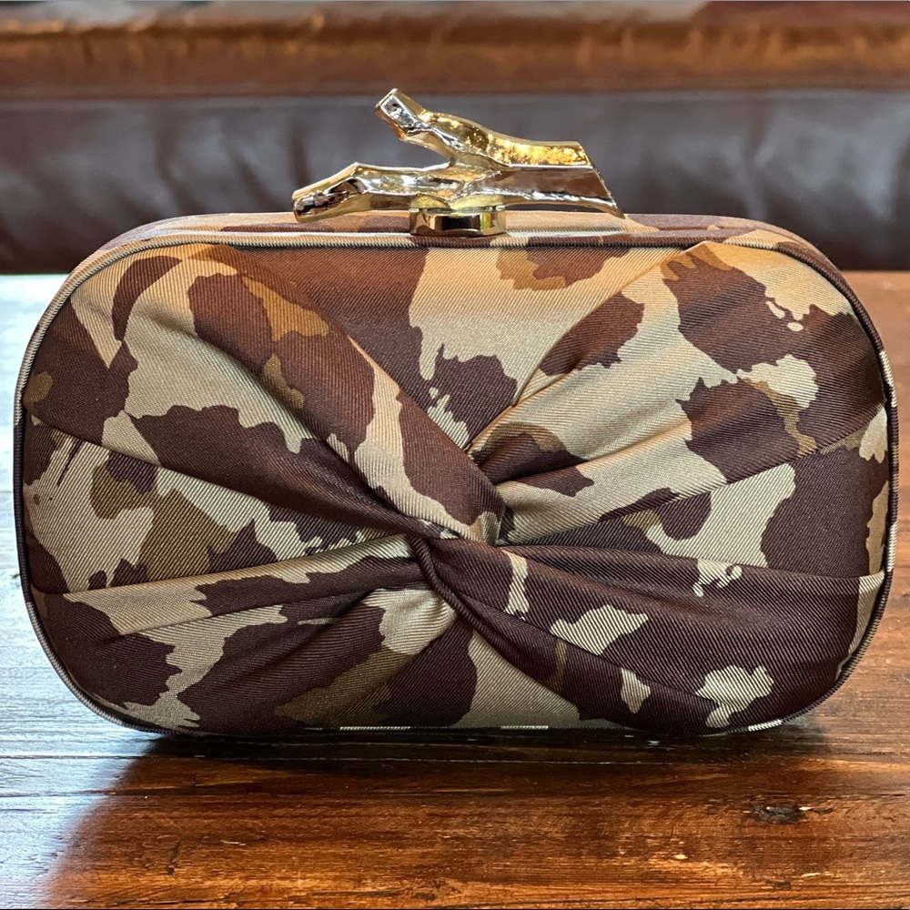 NWT- DVF Love Knot Small Leopard Breeze Neutral Clutch with Optional Chain Strap